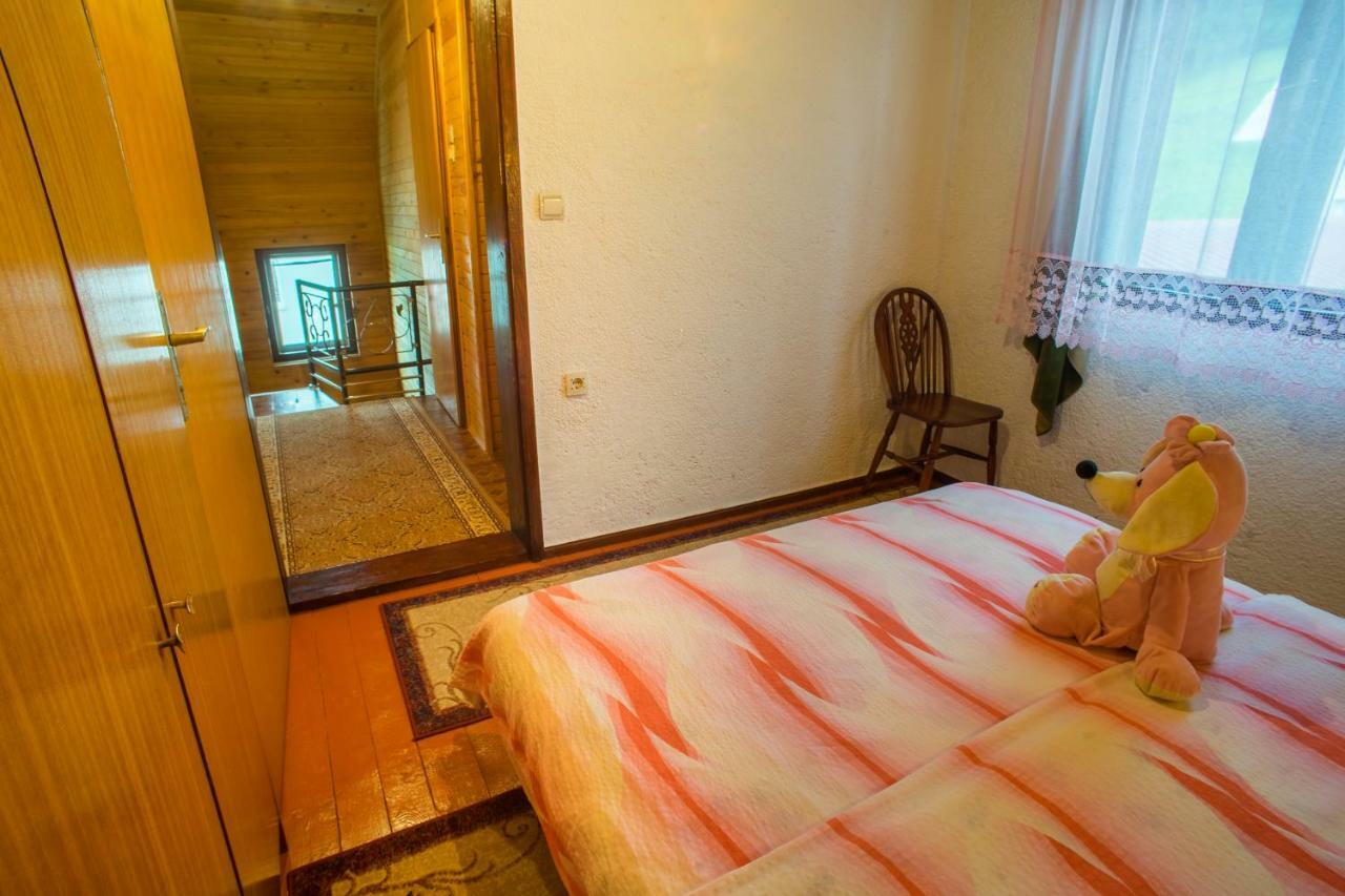 Lara Rooms Žabljak Exterior foto